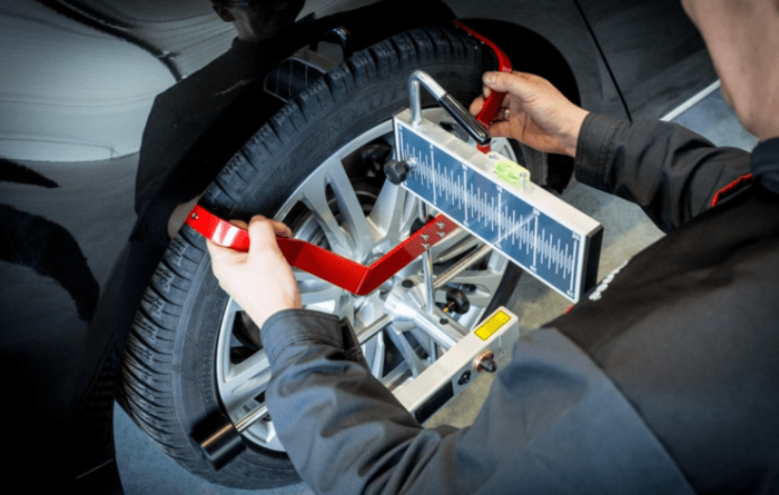 Важность калибровки камеры и датчиков при замене лобового стекла